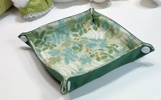 Create Your Own Fabric Storage Tray: A Simple and Stylish DIY Guide