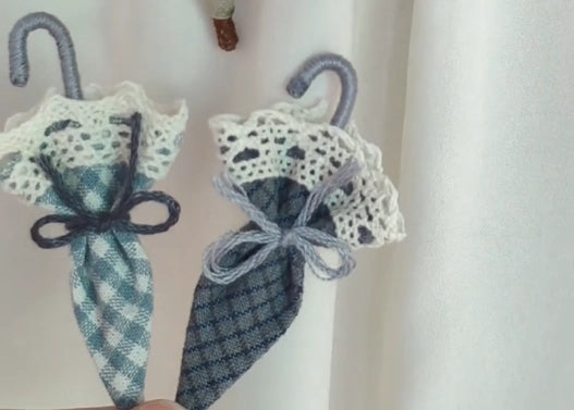 How to Make a Fabric Umbrella Brooch: A No-Sew Tutorial