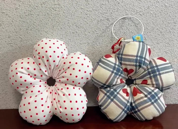 How to Make Flower Ornaments with Fabric Scraps