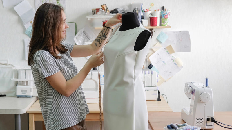 How to Make Clothes Fit: 10 Ways to Make Clothes That Fit Well